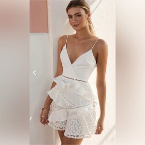 Selfie Leslie white ruffles mini dress